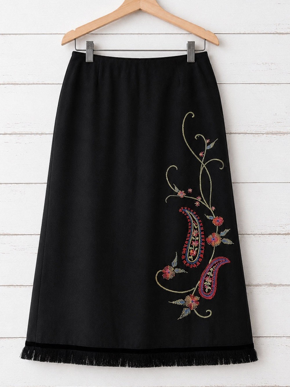 💥3/$50 Requirements Vintage Maxi Skirt | Sz 14 | Floral Embroidered Fringe | EUC